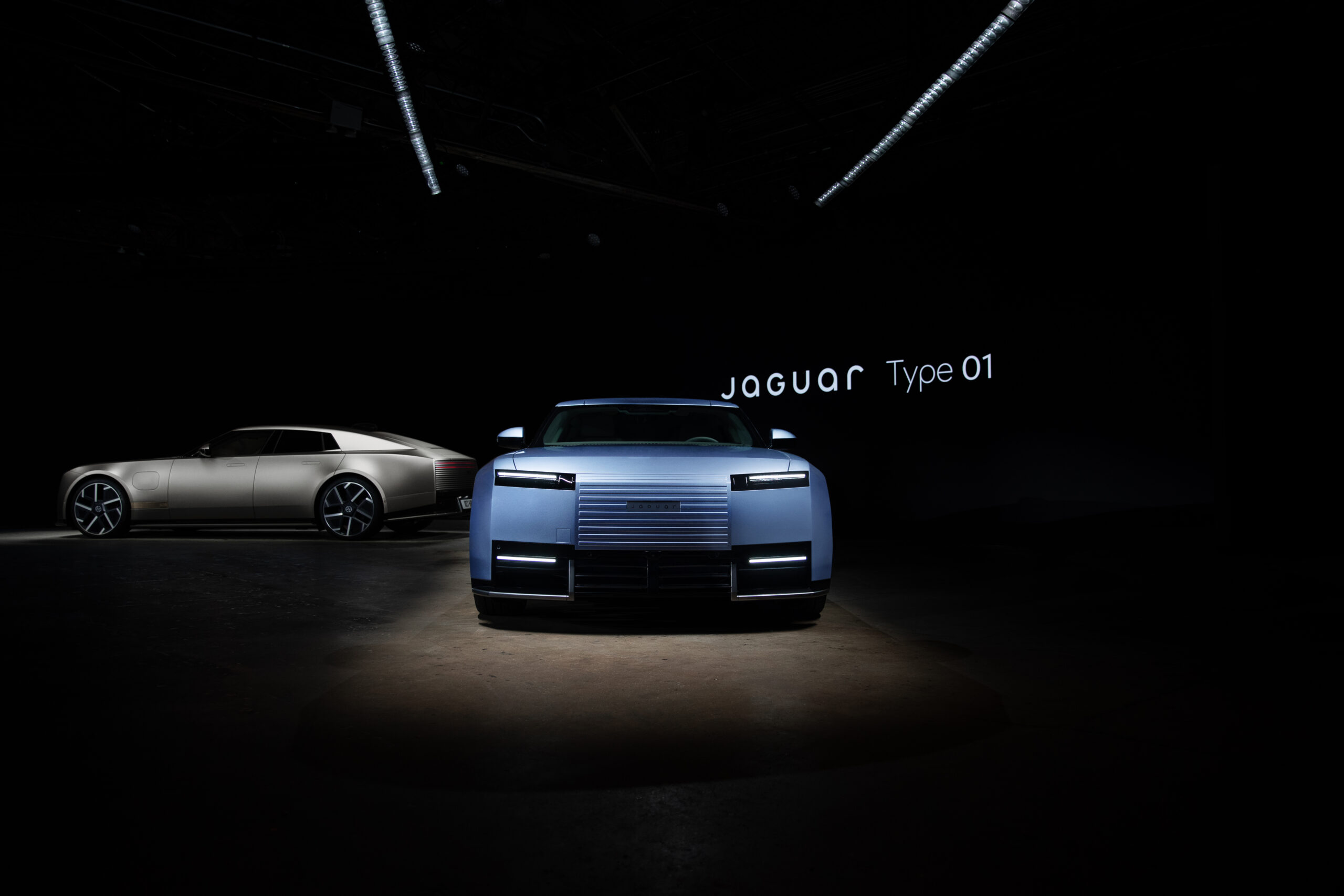 ジャガー「タイプ01」の発表会場